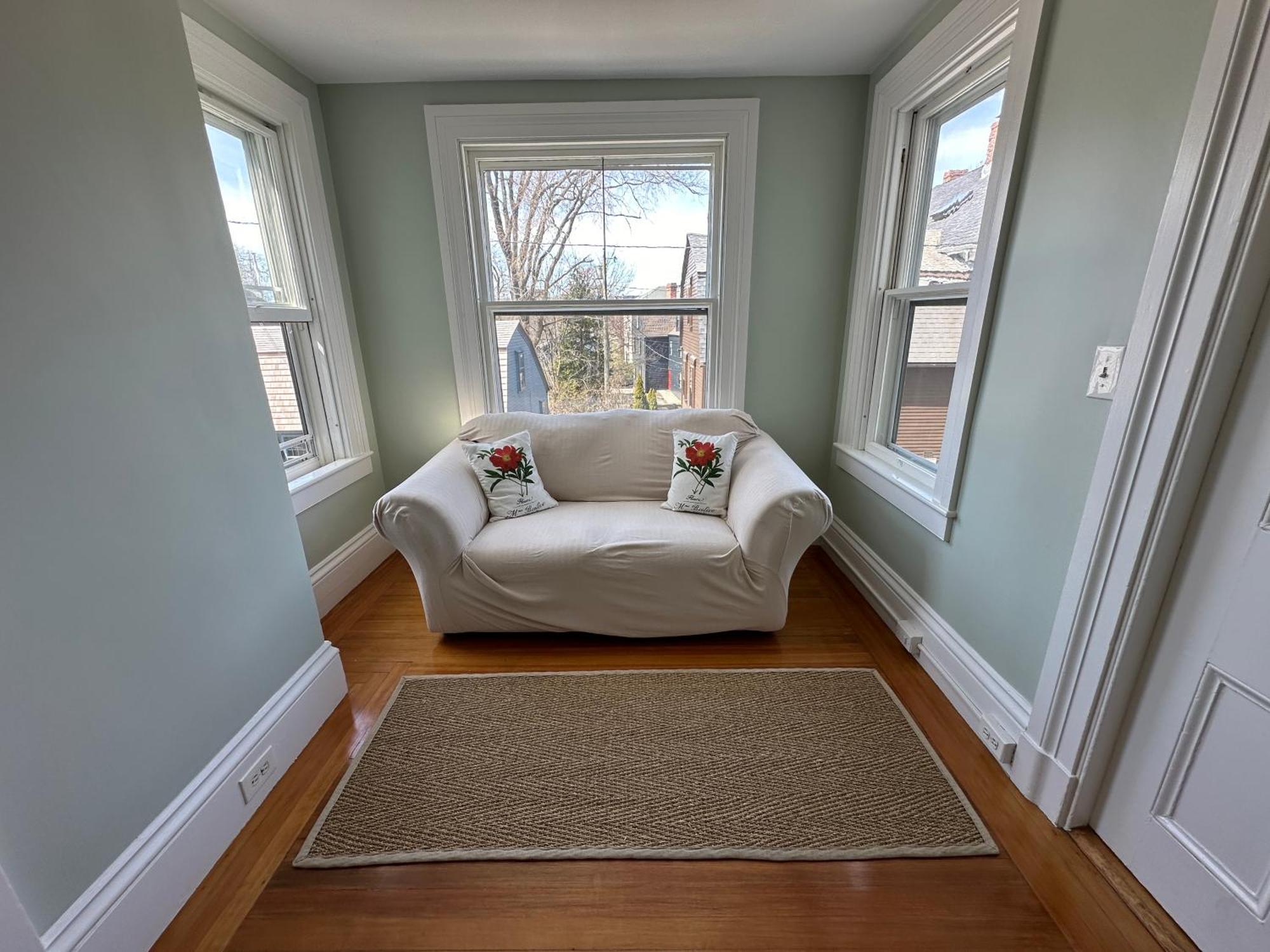 Entire Charming Victorian Home Downtown นิวพอร์ต ภายนอก รูปภาพ